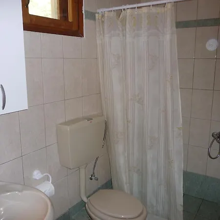 House Evristhenis 1