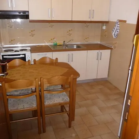House Evristhenis 1 * Toroni