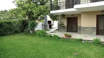 House Evristhenis 1 Daire Toroni